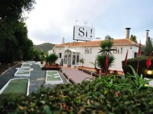 Si Bar Restaurant & Cafe