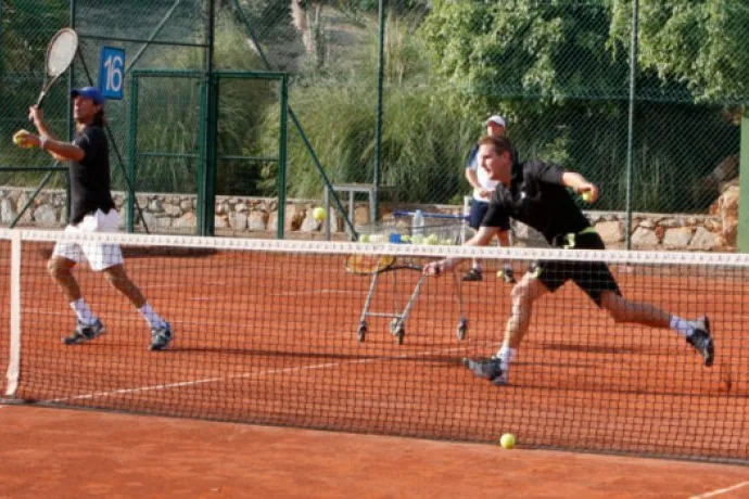 Academia tenis adultos