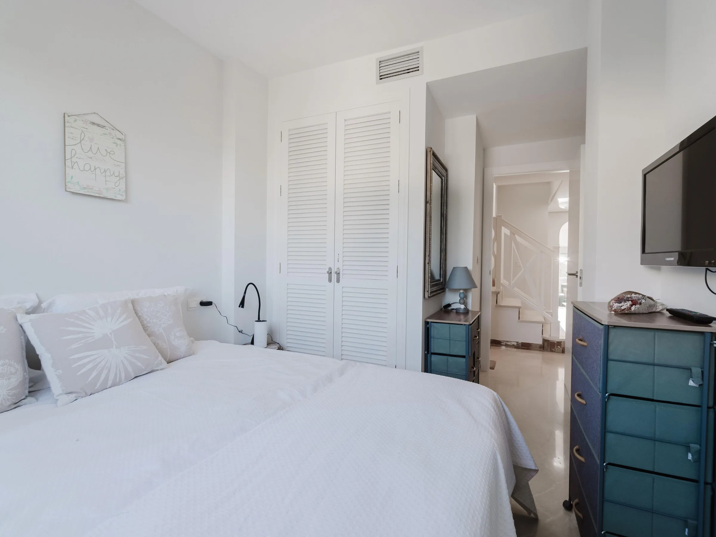 ALB10 Bedroom 1 b