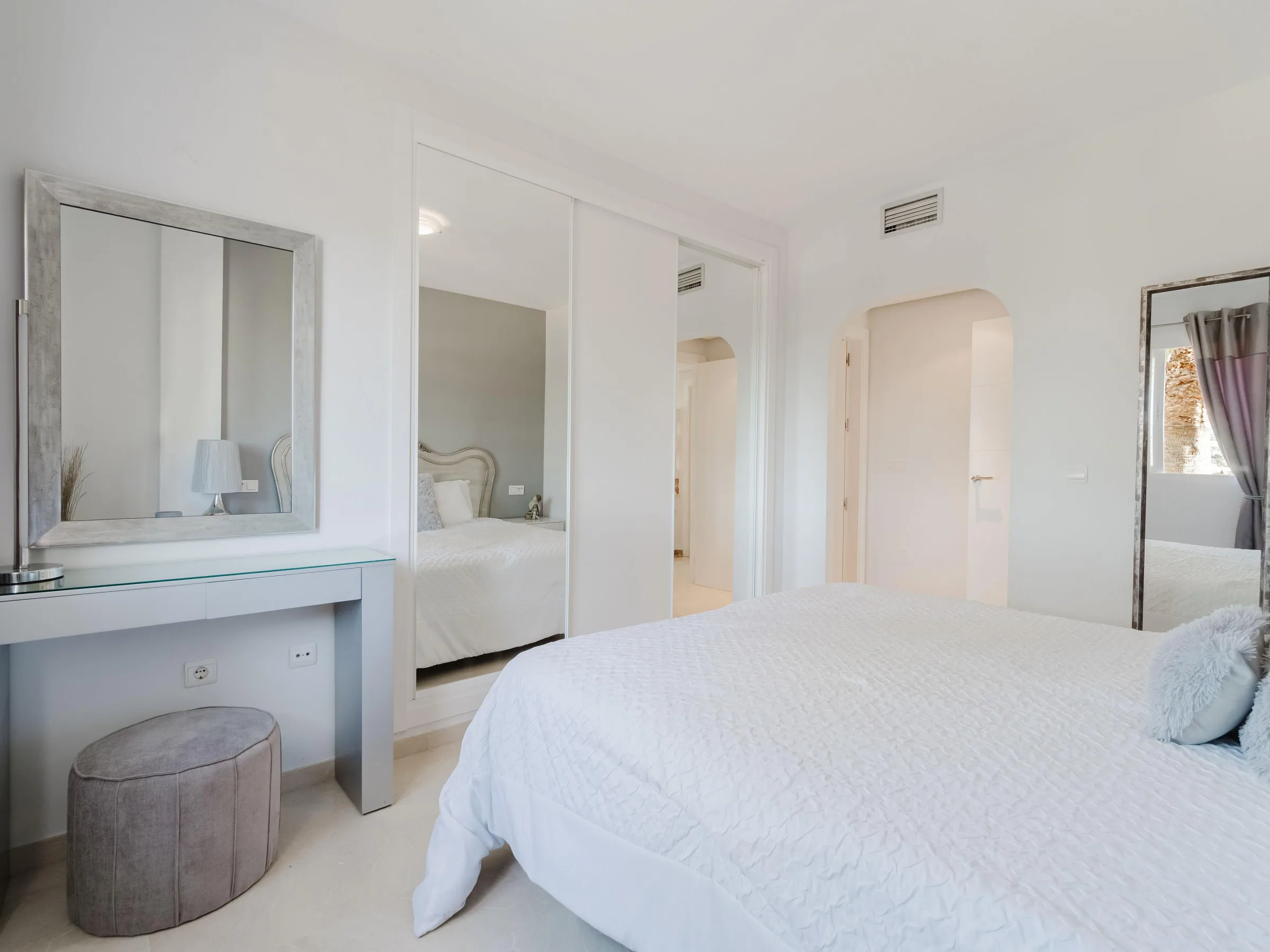 ALB10 Bedroom 2 c