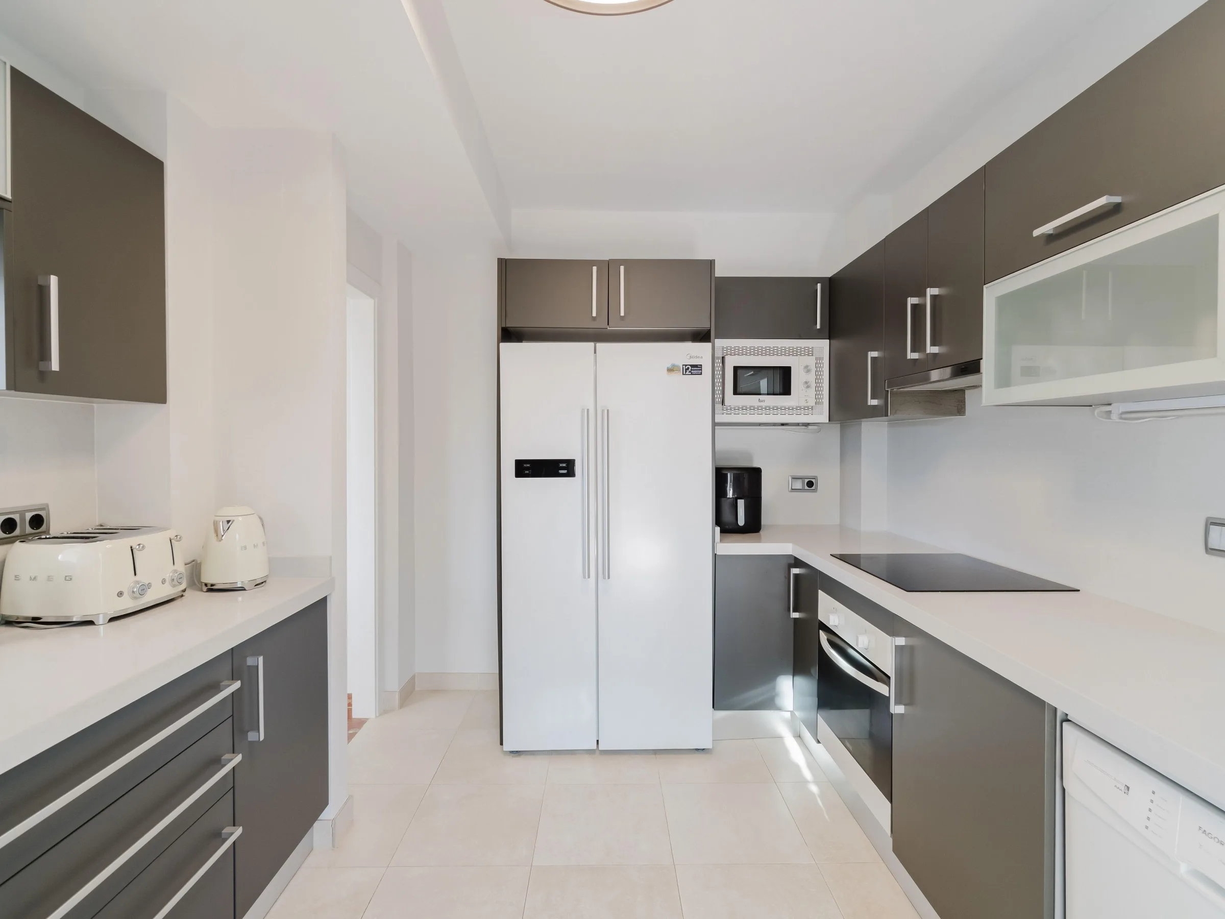 ALB10 kitchen c
