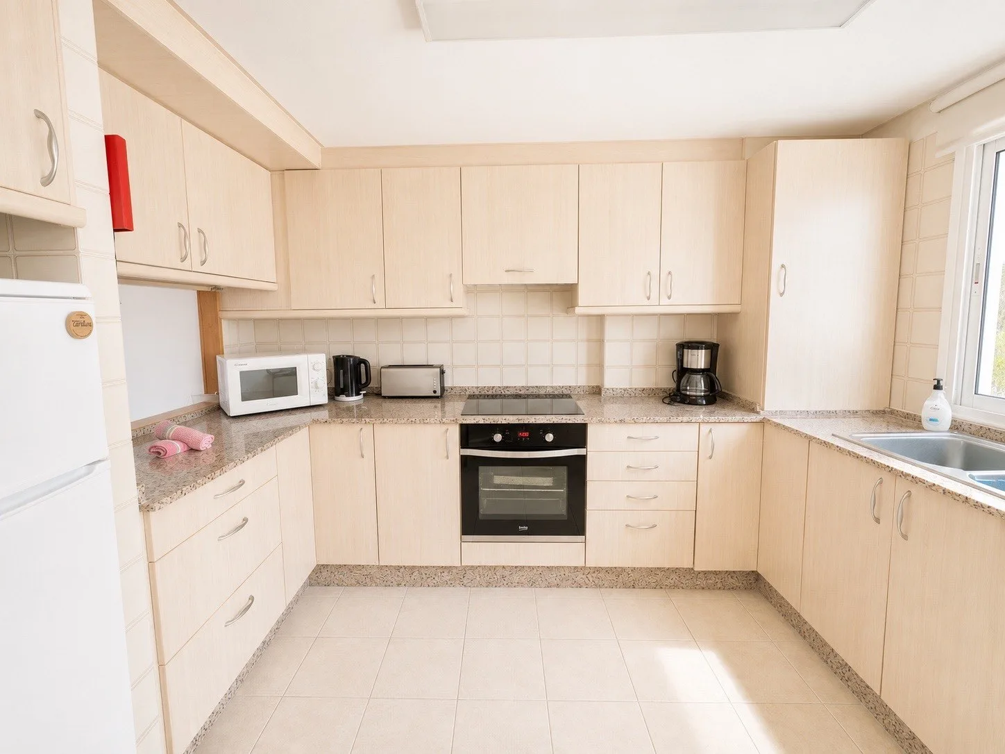 BL1404 Kitchen a
