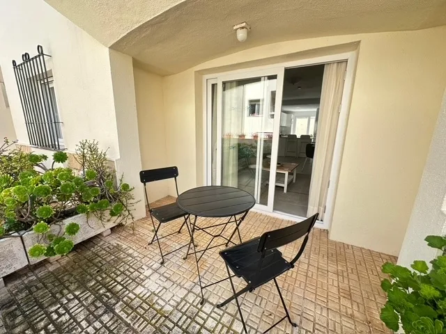 BL1602 Terrace d
