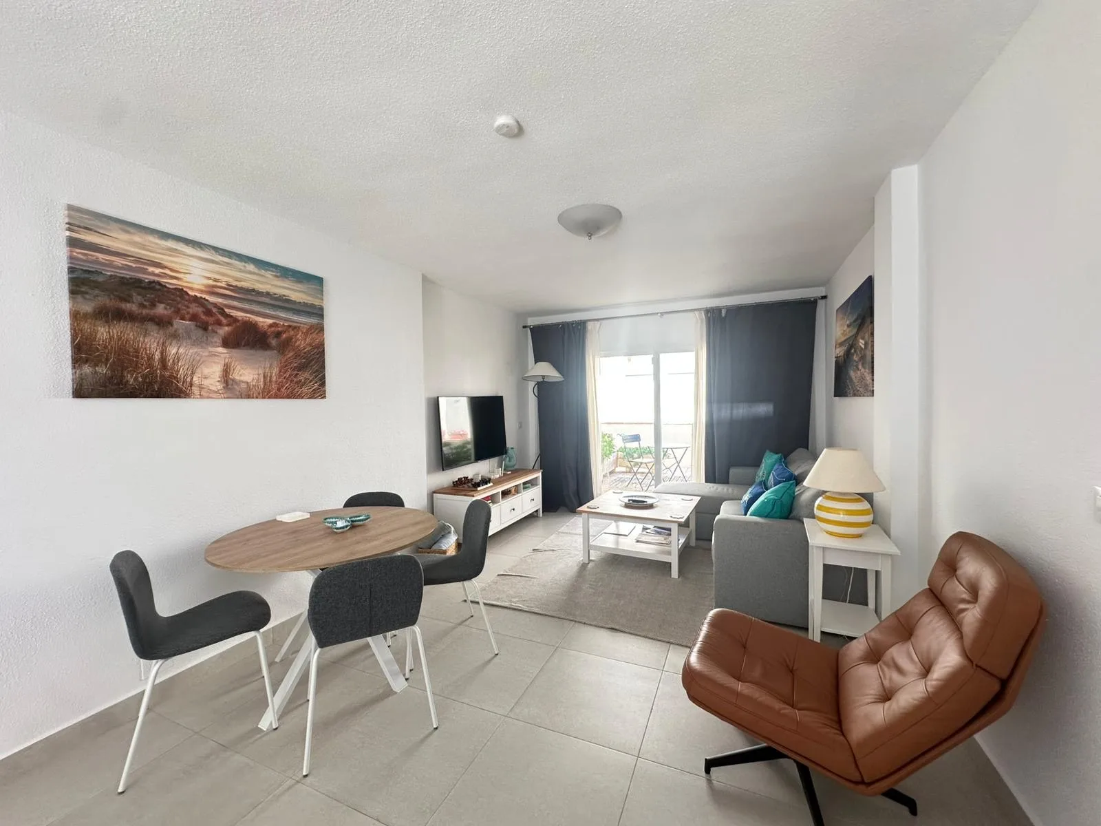 BL1602 Lounge Dining a