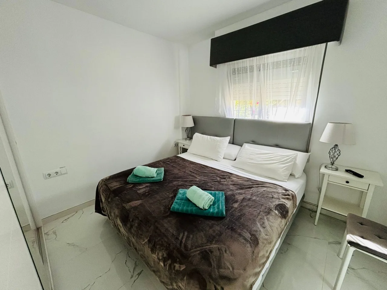 BL1807 Bedroom 1