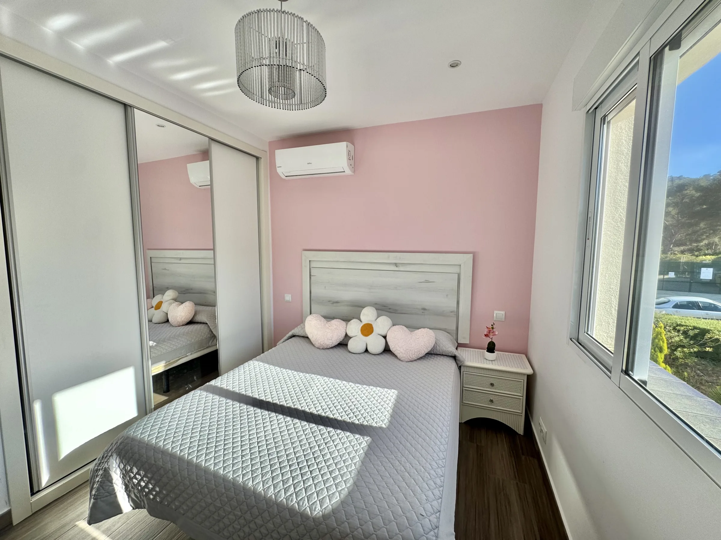 BL1810 Bedroom 2 b