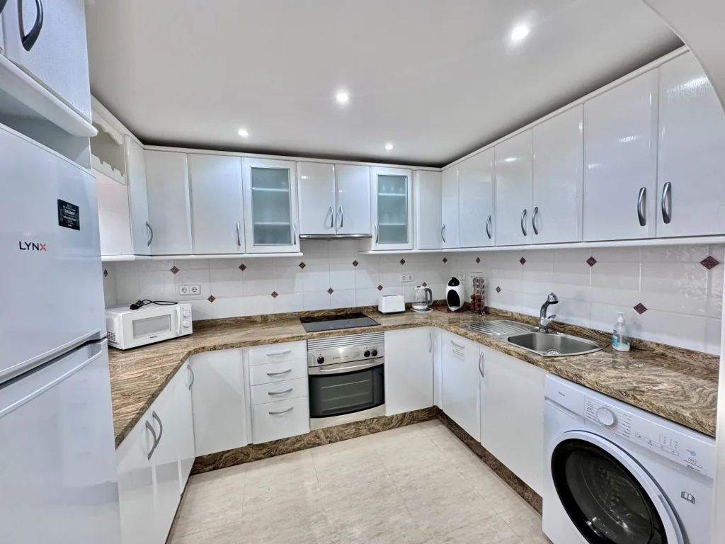 BL1816 Kitchen