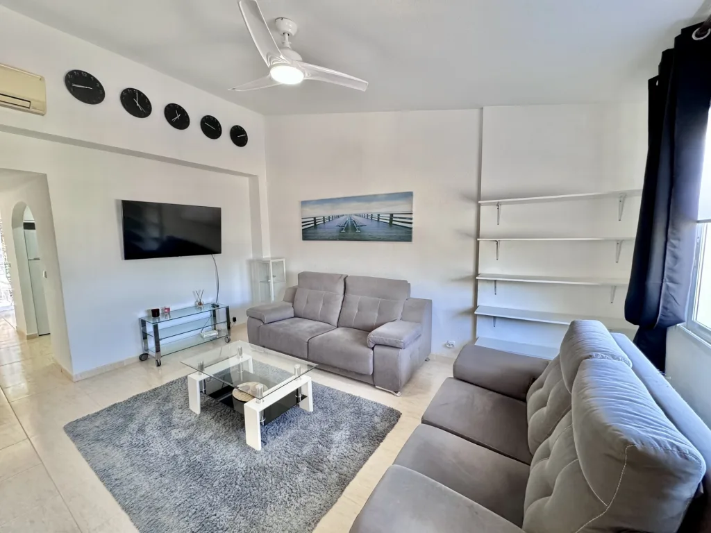 BL1816 Lounge