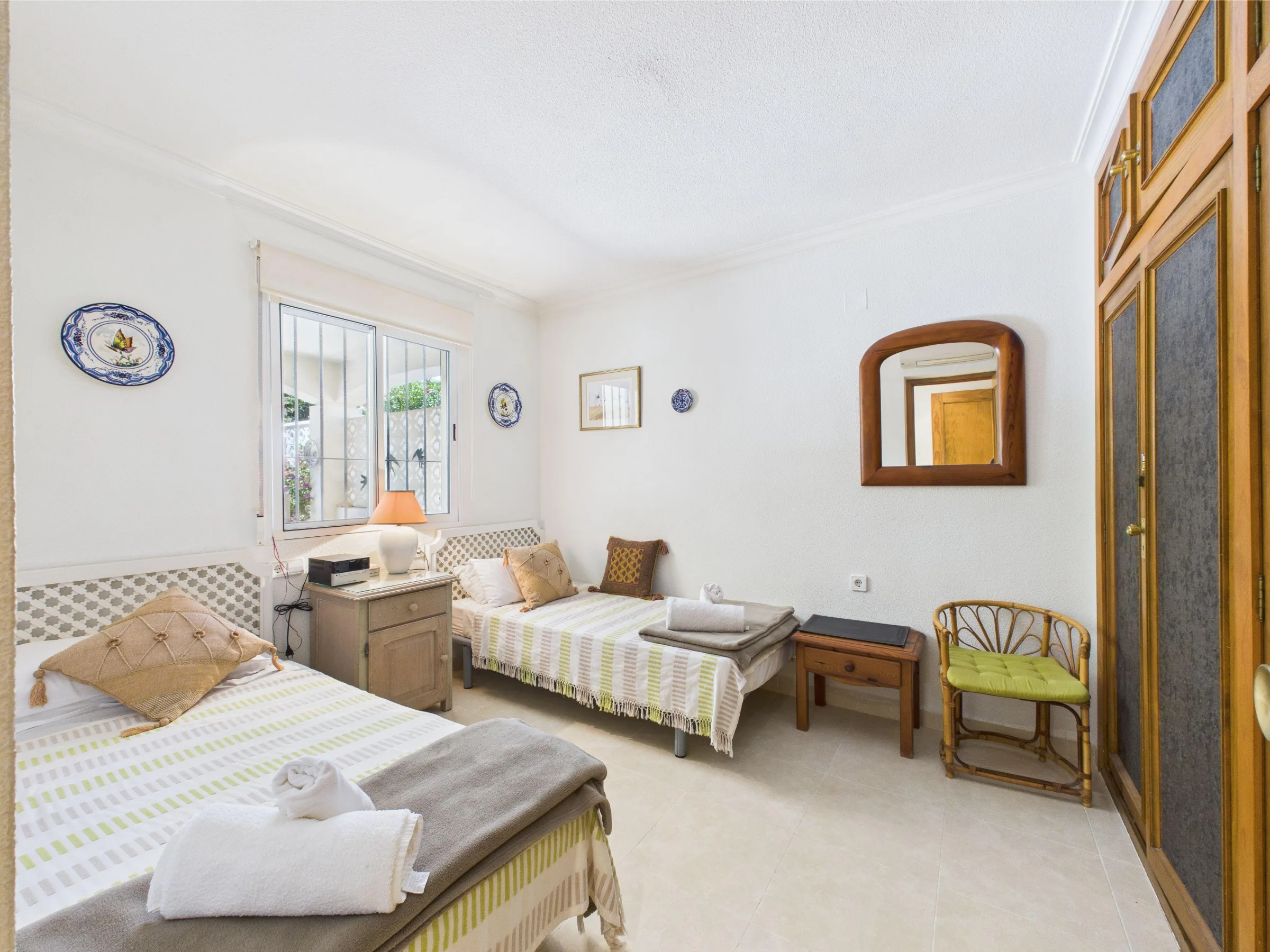 BLV7 Bedroom 3 b