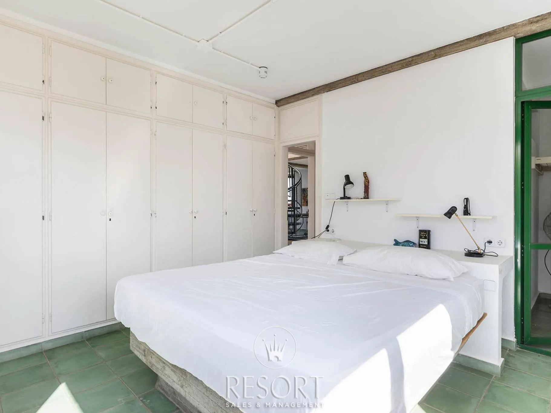 Chalet cala flores for sale 6332e25265364