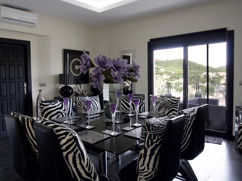 Vill Raya dinning area 2 mtime20220107104646