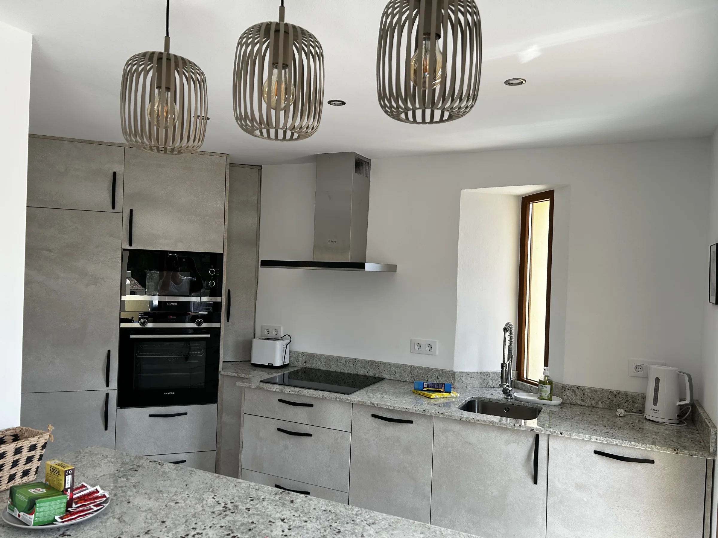 ER107 Kitchen