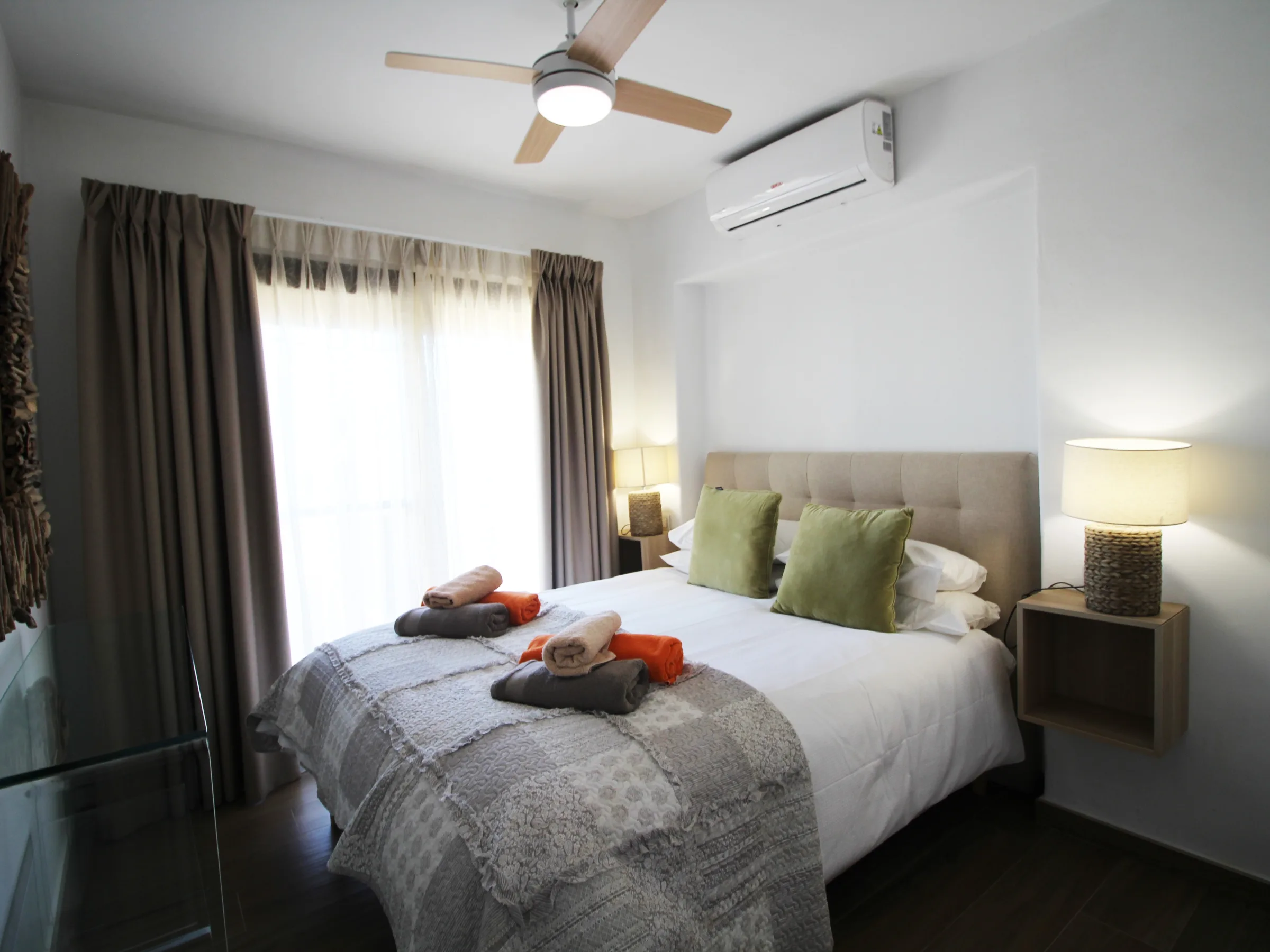 ER116 Bedroom 1 a