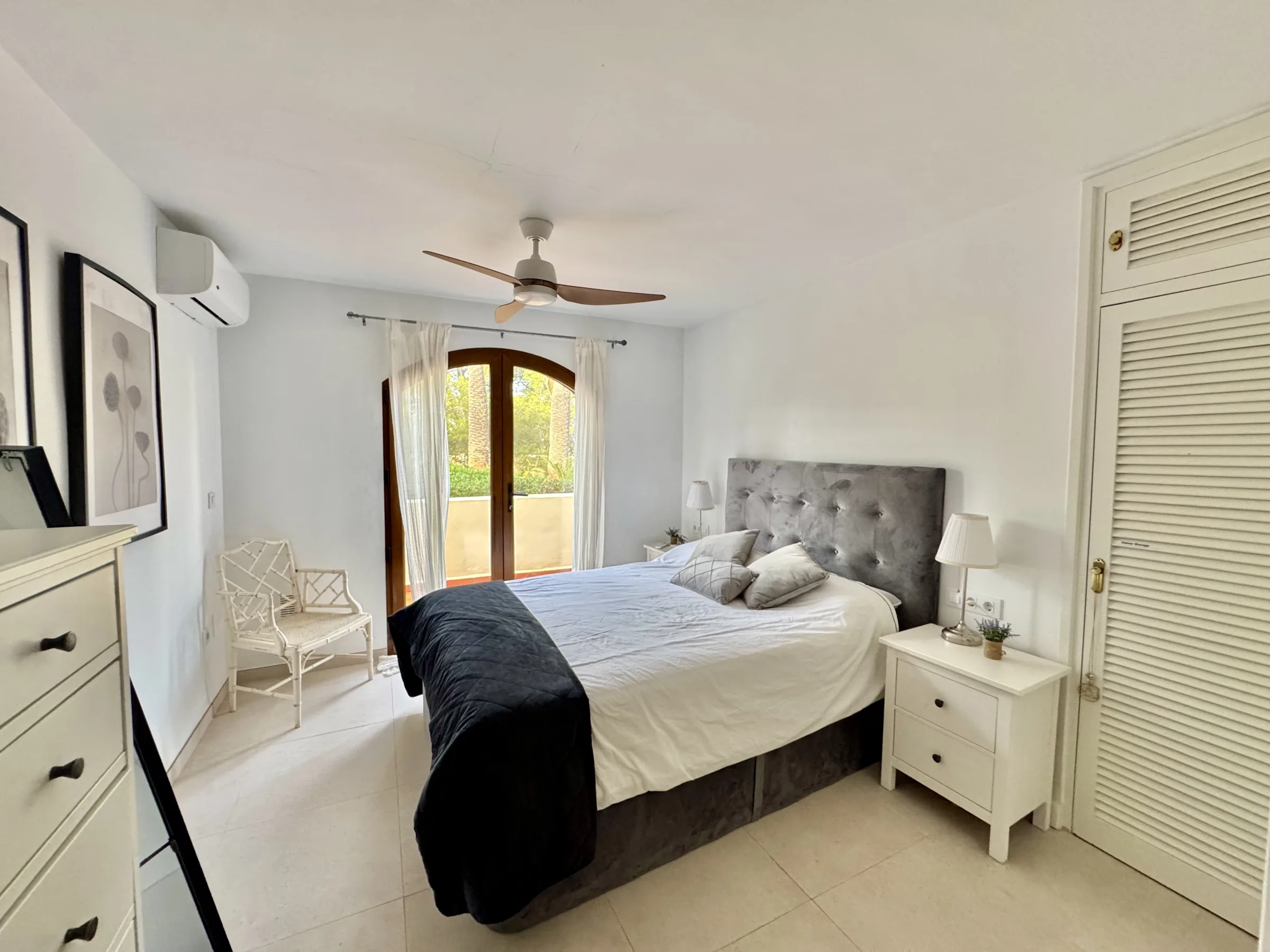 ER128 Bedroom 1