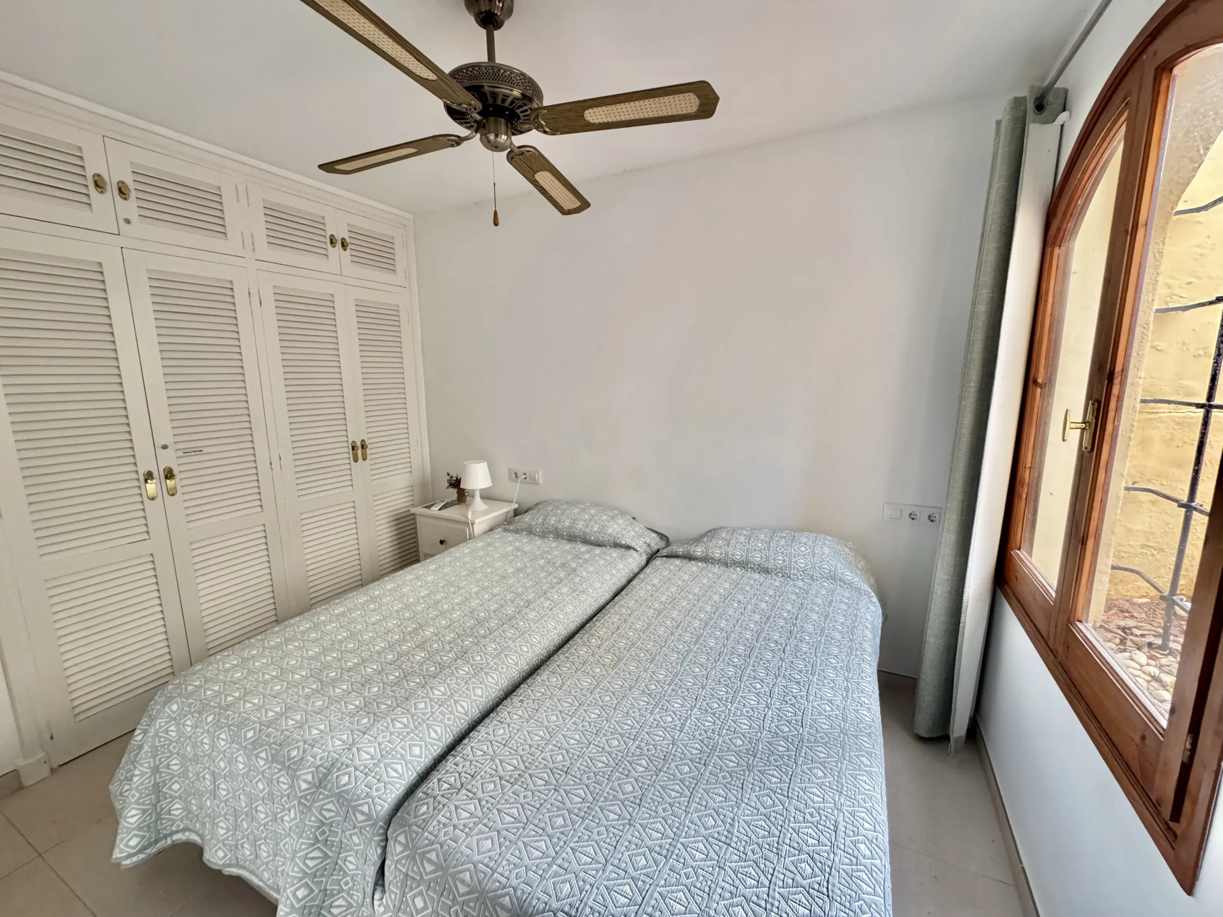 ER128 Bedroom 3 b