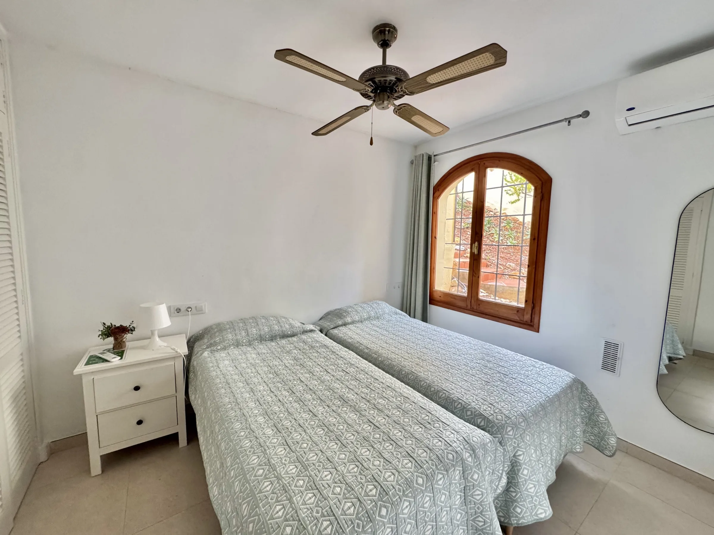 ER128 Bedroom 3