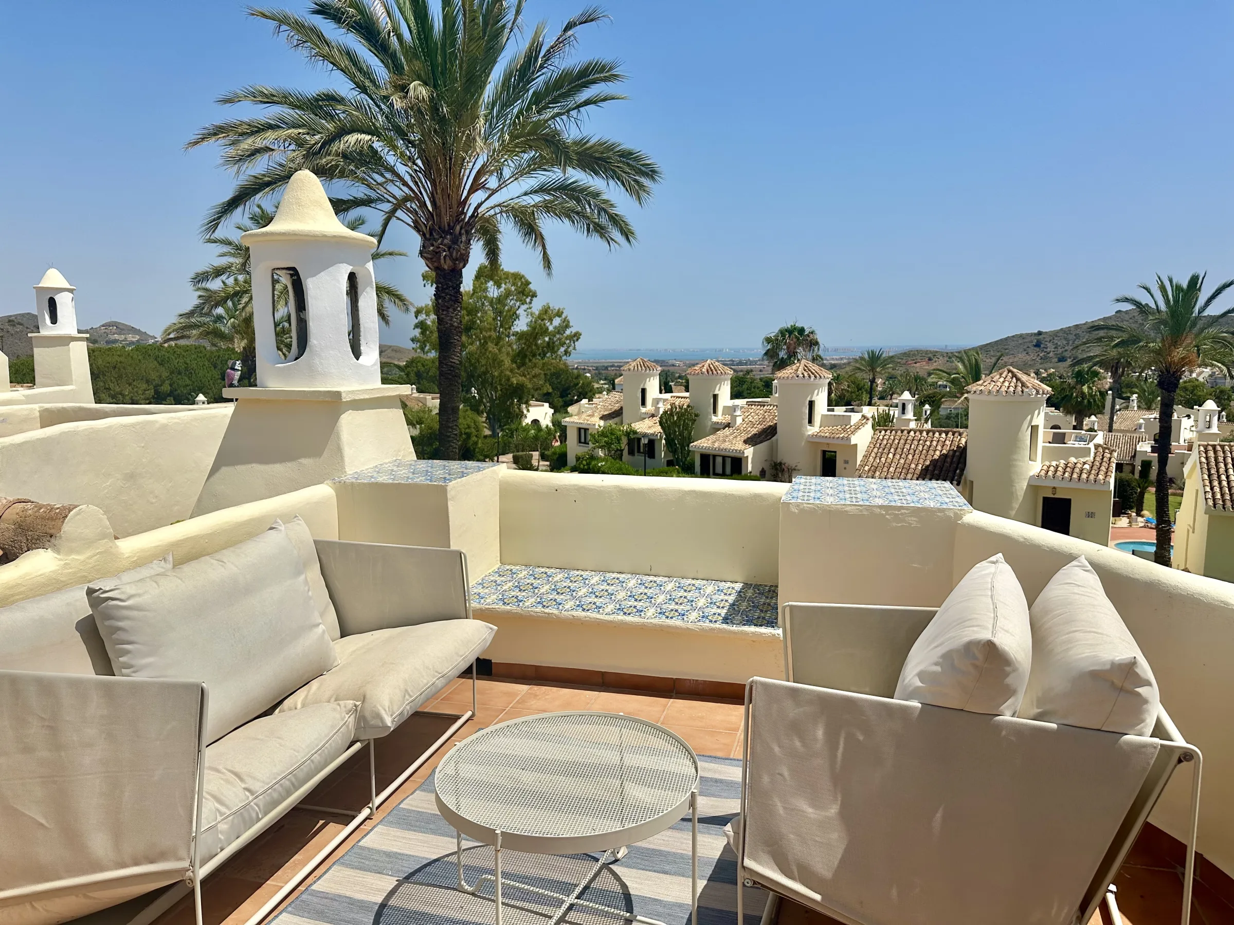 ER98 Roof terrace