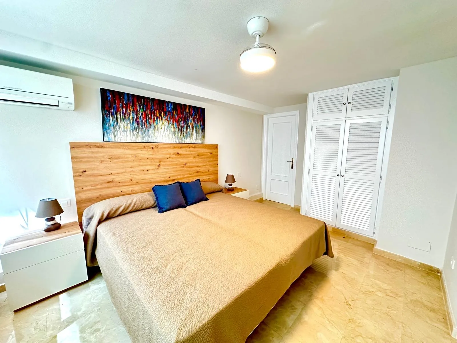 GB128 lower ground floor bedroom 1