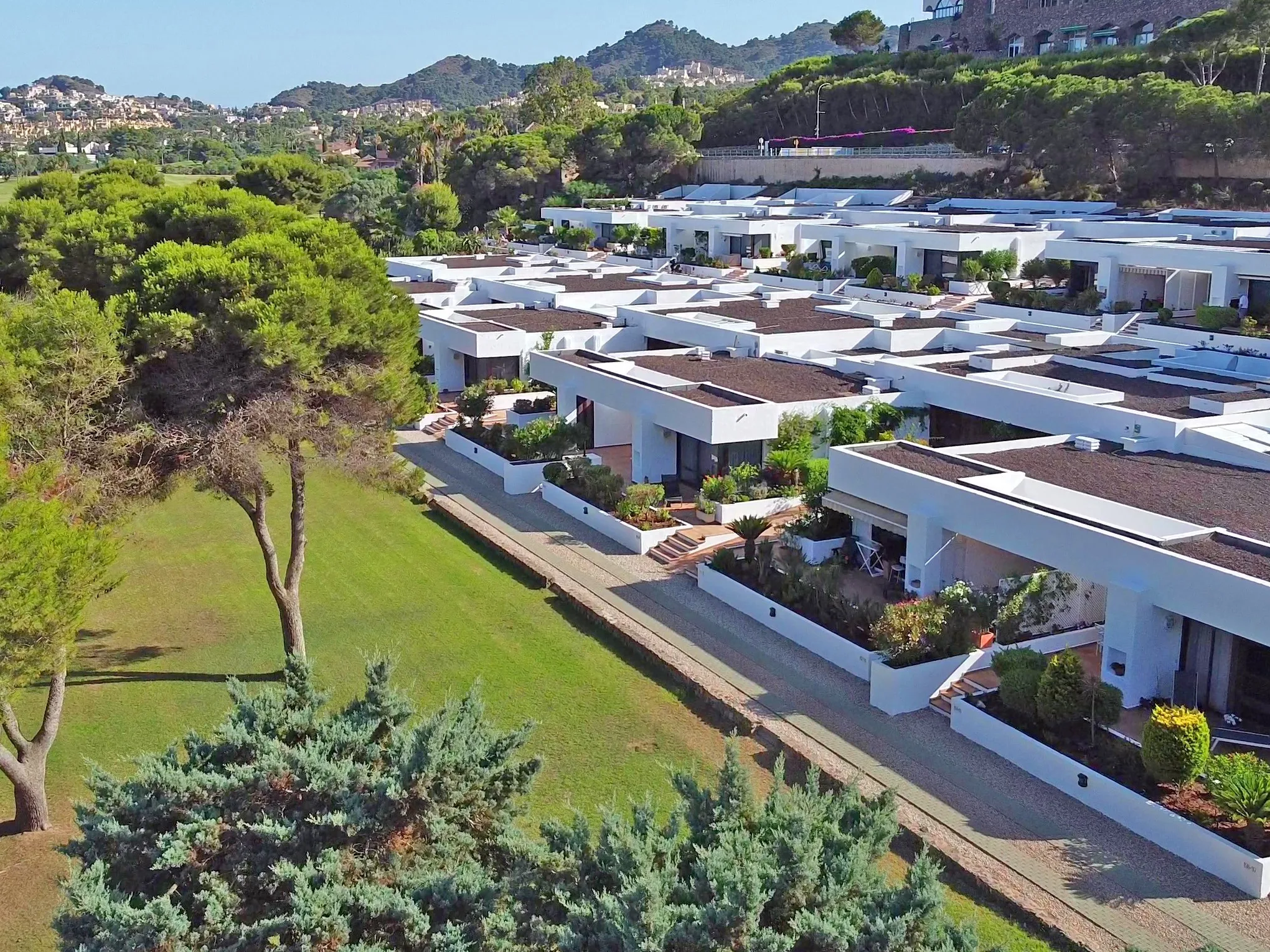 Golf bungalows community
