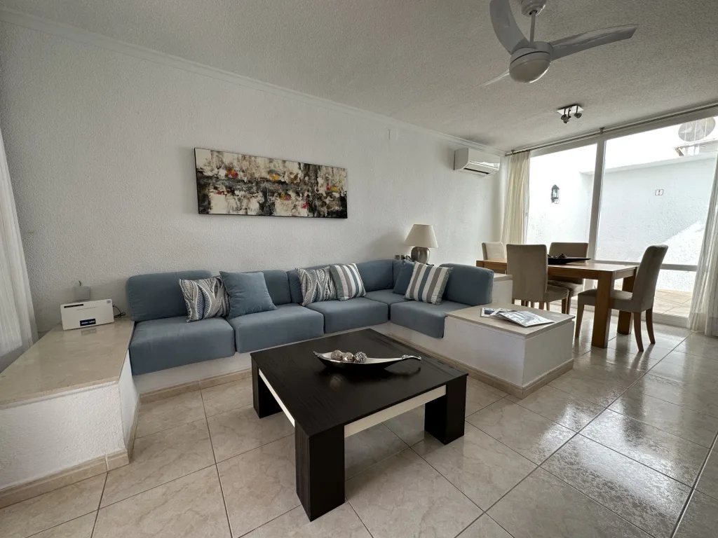 GB160 Lounge Dining mtime20230403165304