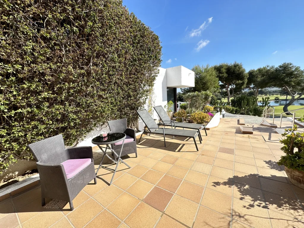 GB160 Terrace mtime20230403165257