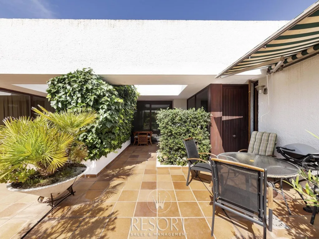 Golf bungalow 190 for sale 6854015a6eefd