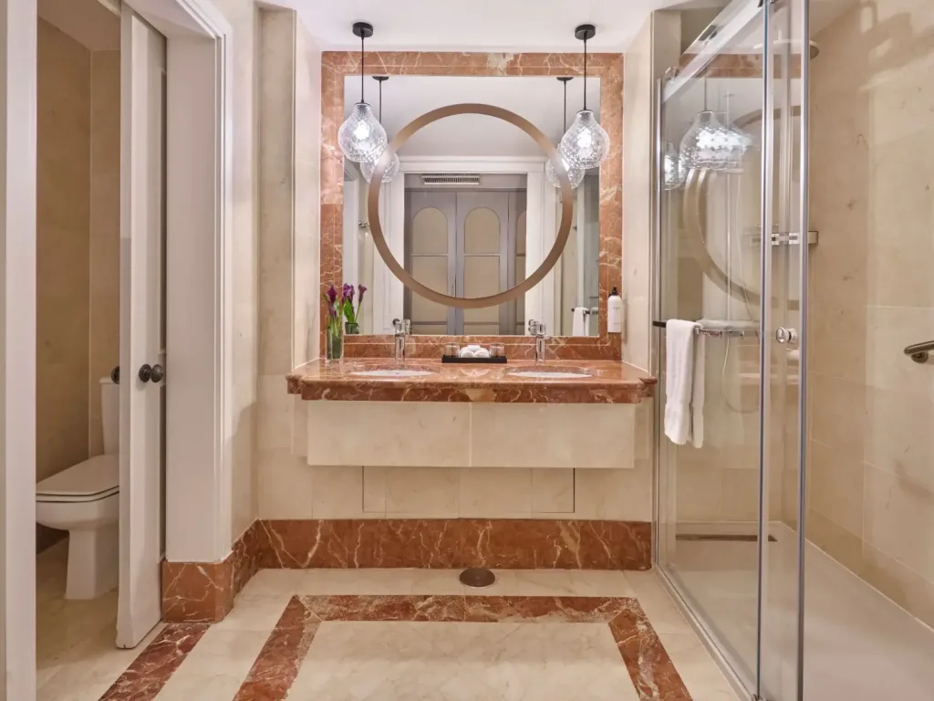RMUGH P0327 Bathroom 16x9