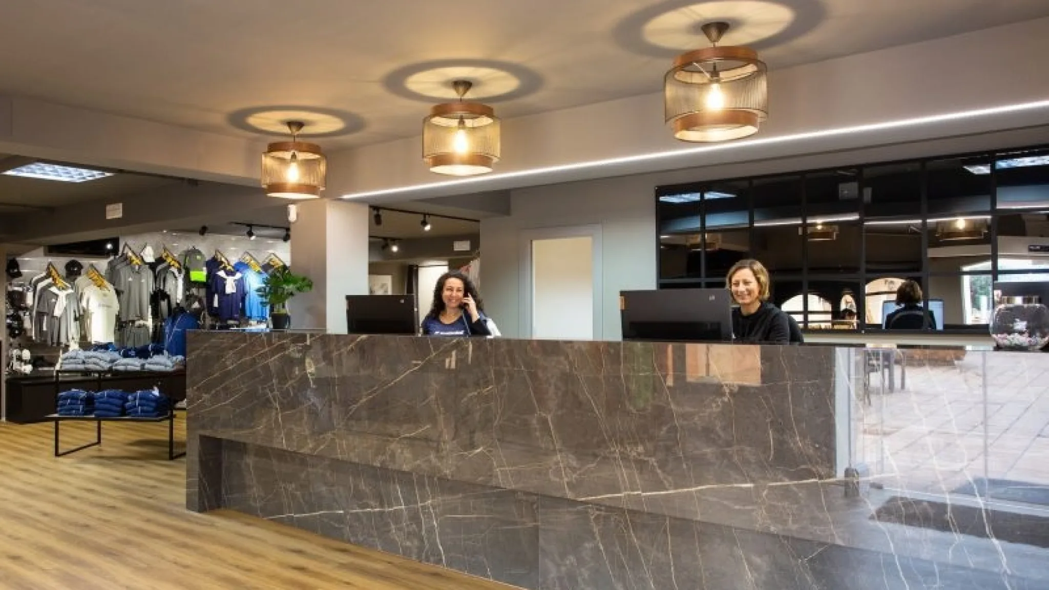 LMC Racquets Club Gym 44