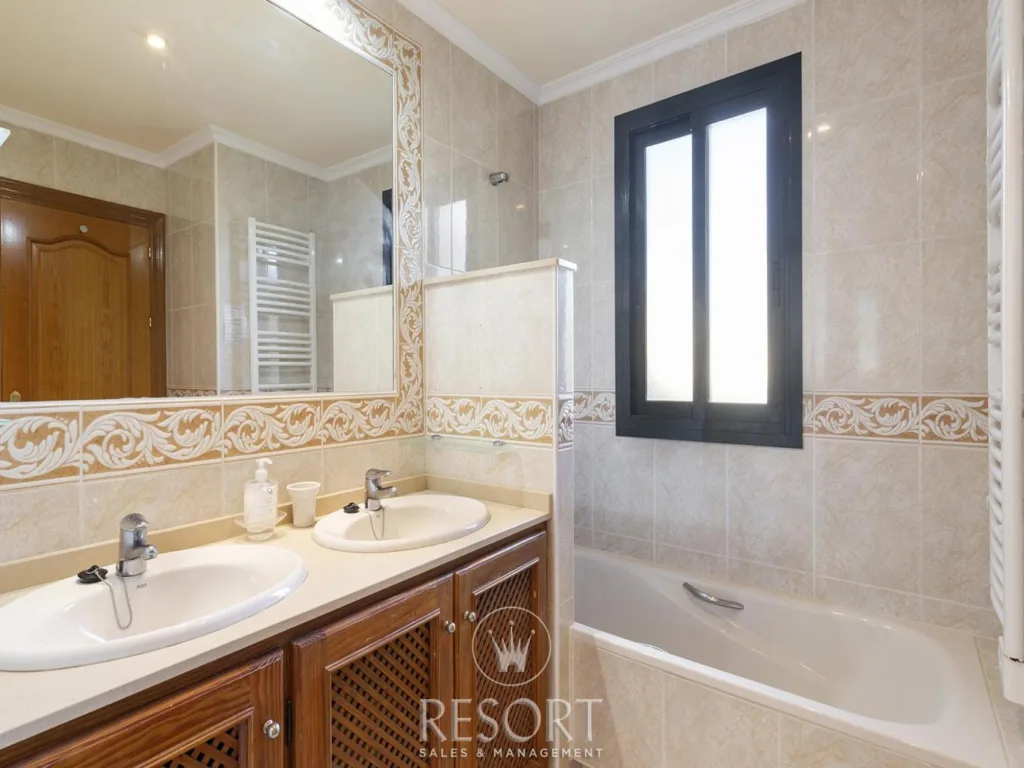 Hacienda de golf 14 for sale 67c18572811ce