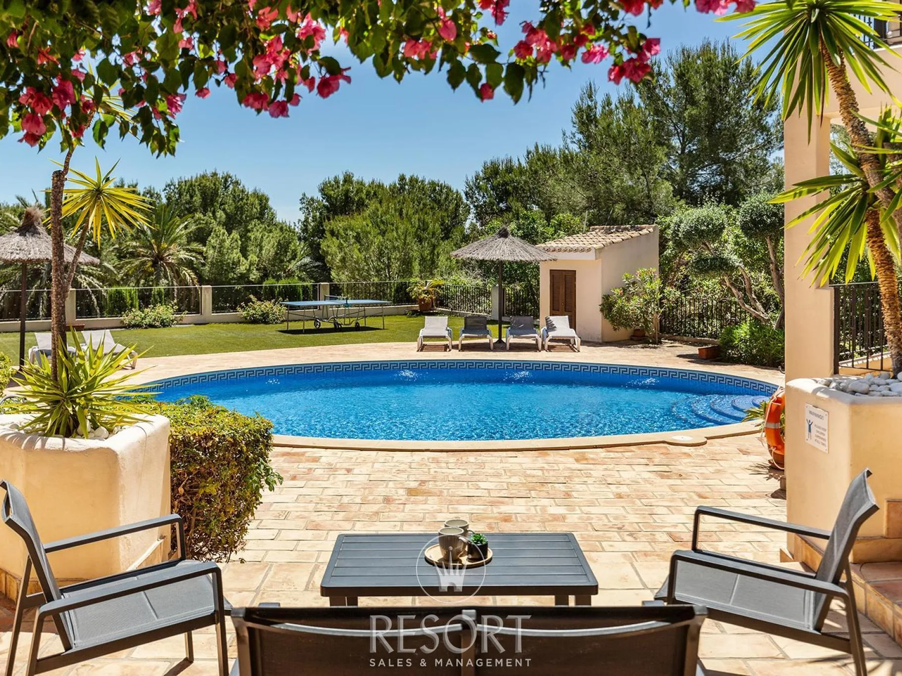 Villa 29 blue crest for sale 6a06f596f22f0