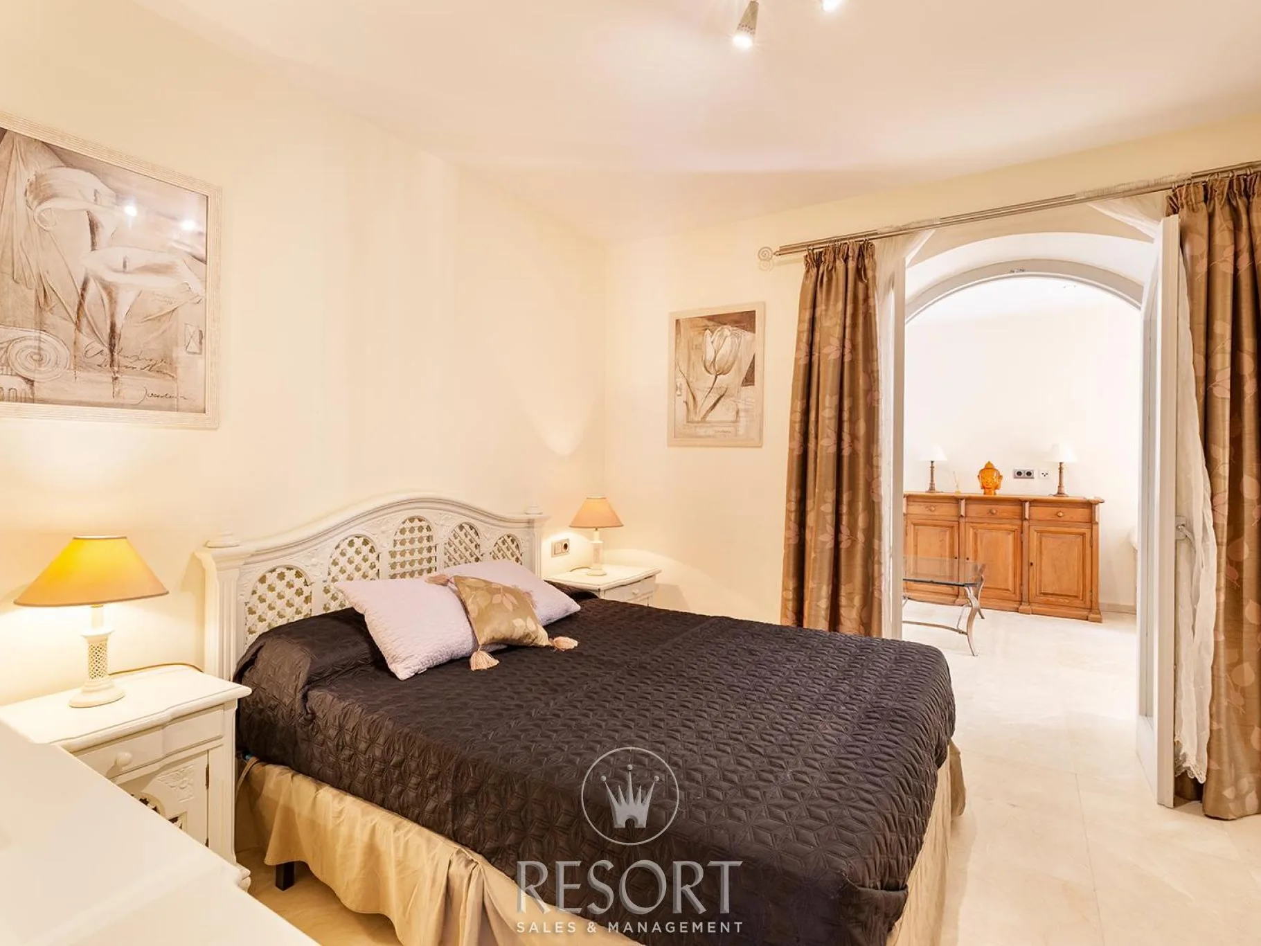 Villa 29 blue crest for sale 6a06f60e306d2