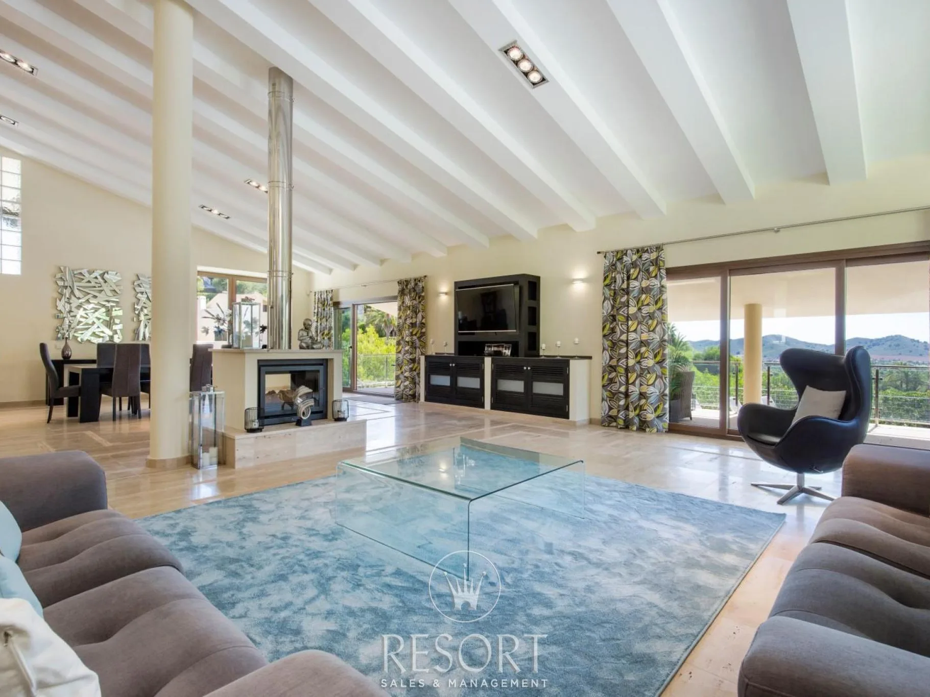 Villa 37 for sale 64a54bec12621