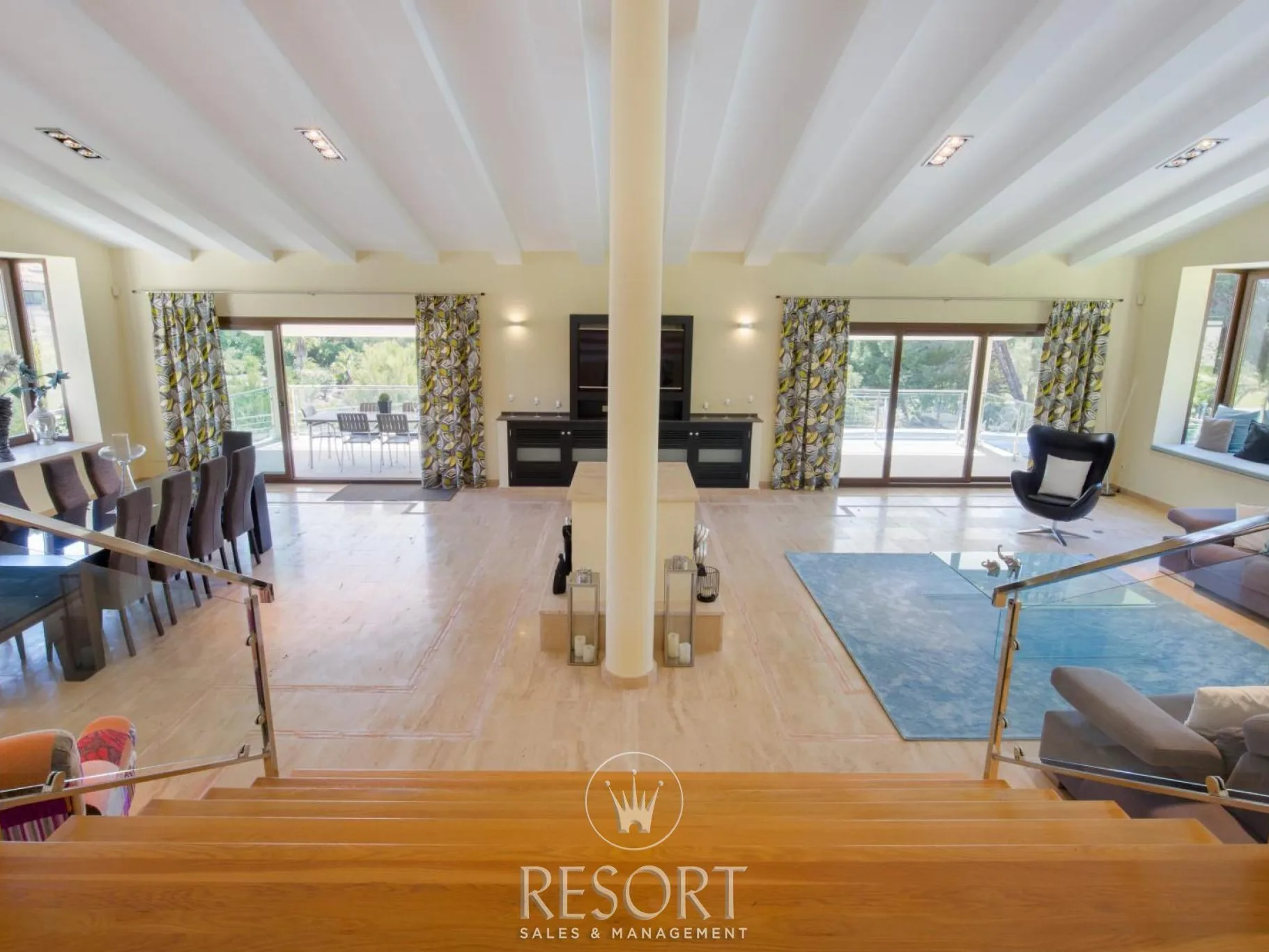 Villa 37 for sale 64a54bed29cc4
