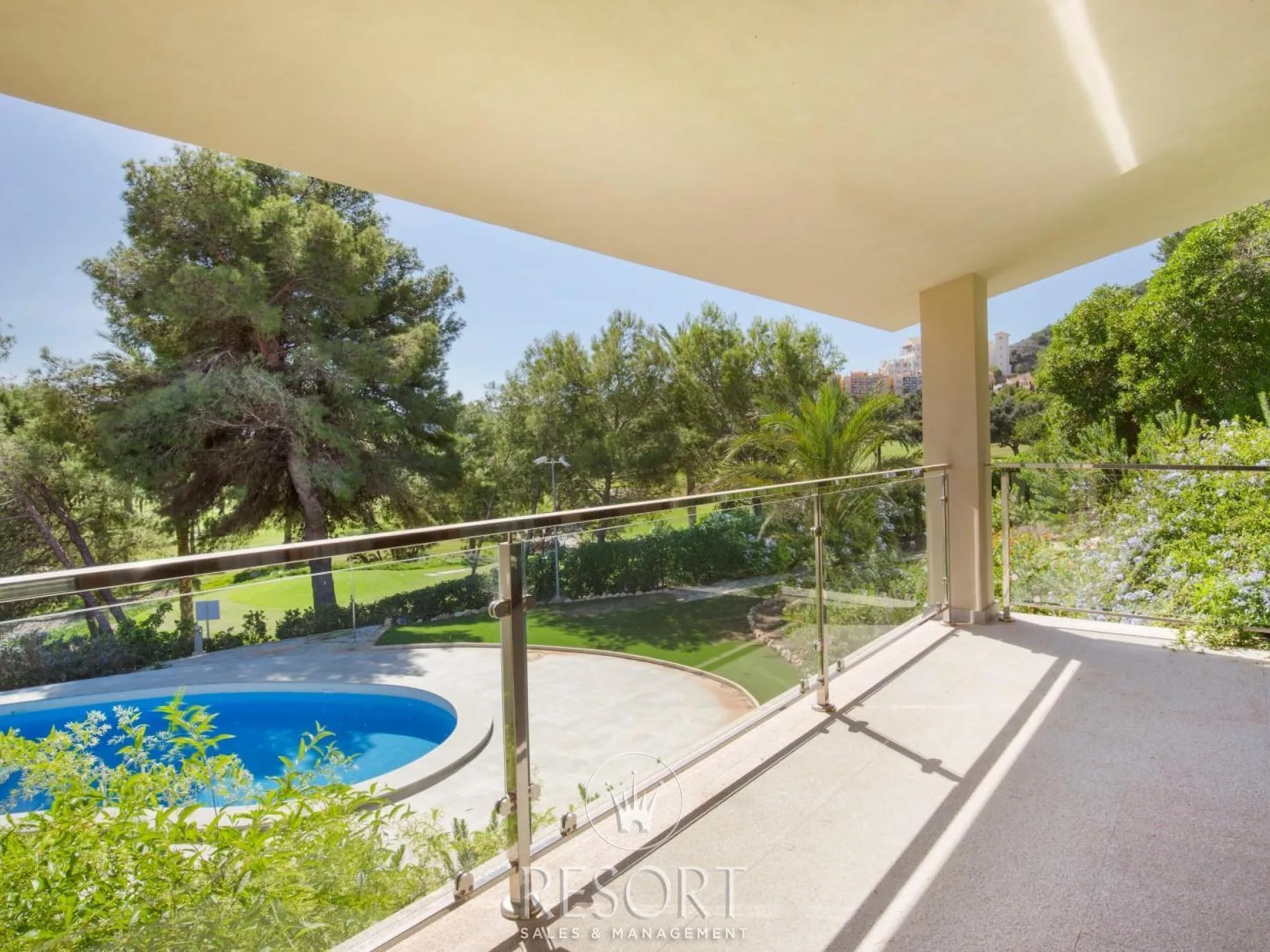 Villa 37 for sale 64a54bef64e23