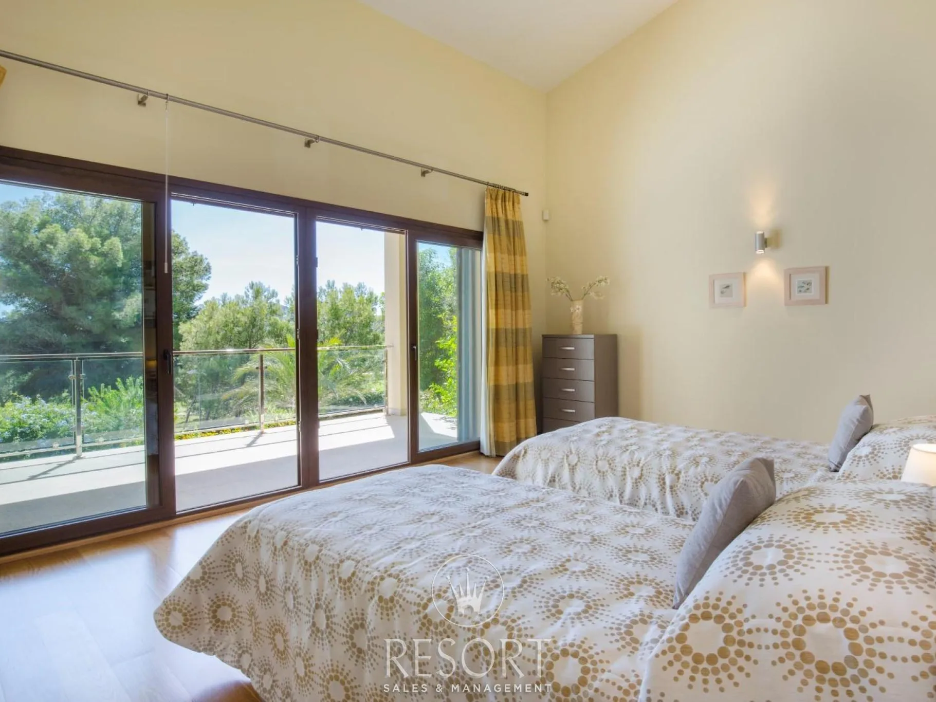 Villa 37 for sale 64a54bf10a2e4