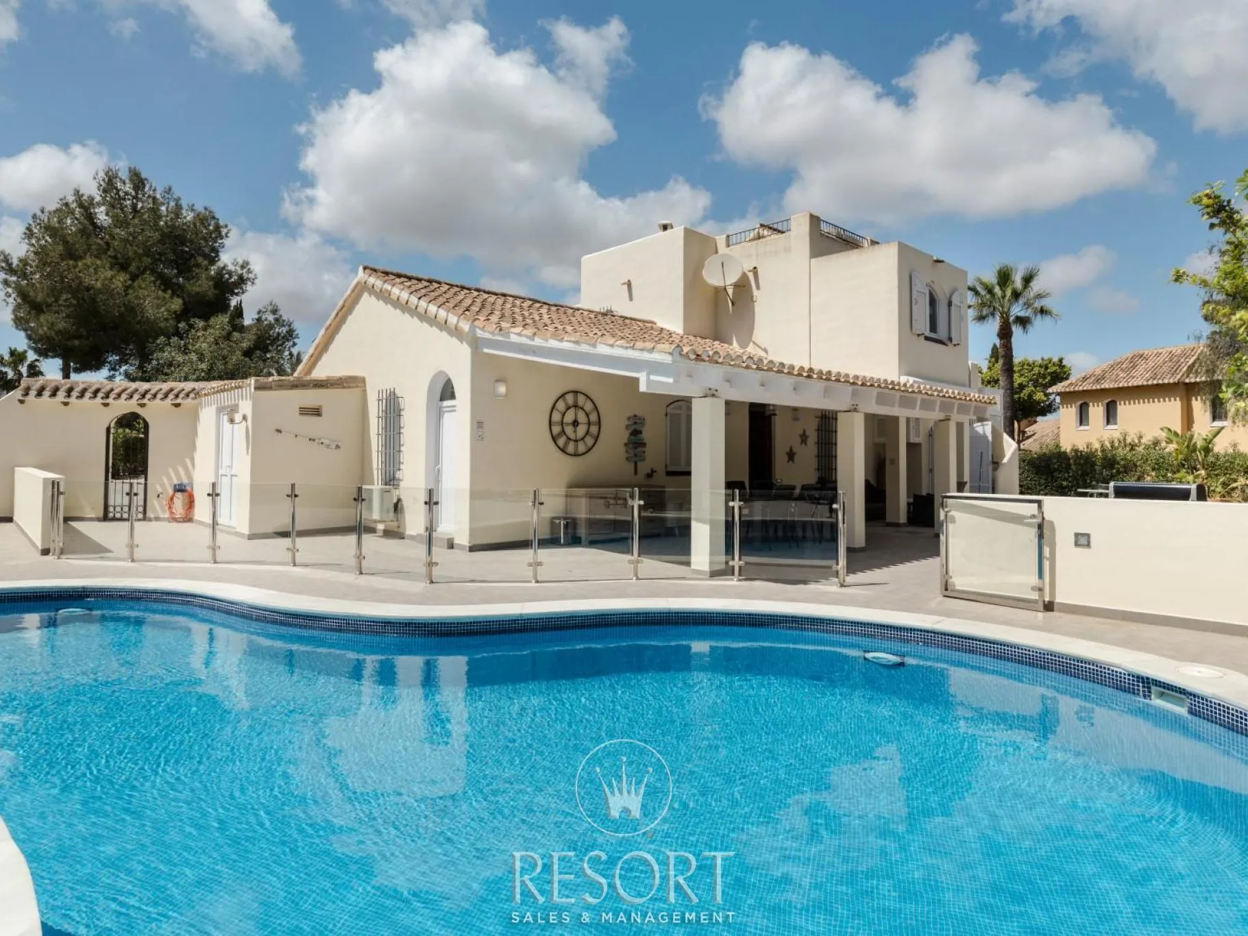 Villa 72 for sale 6a8312757ddcd