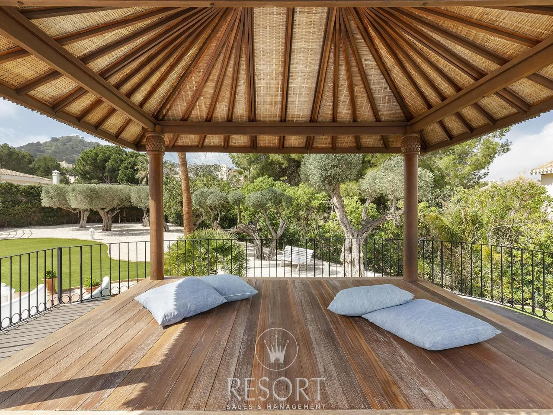 Villa 138 for sale 67f3de2149d85