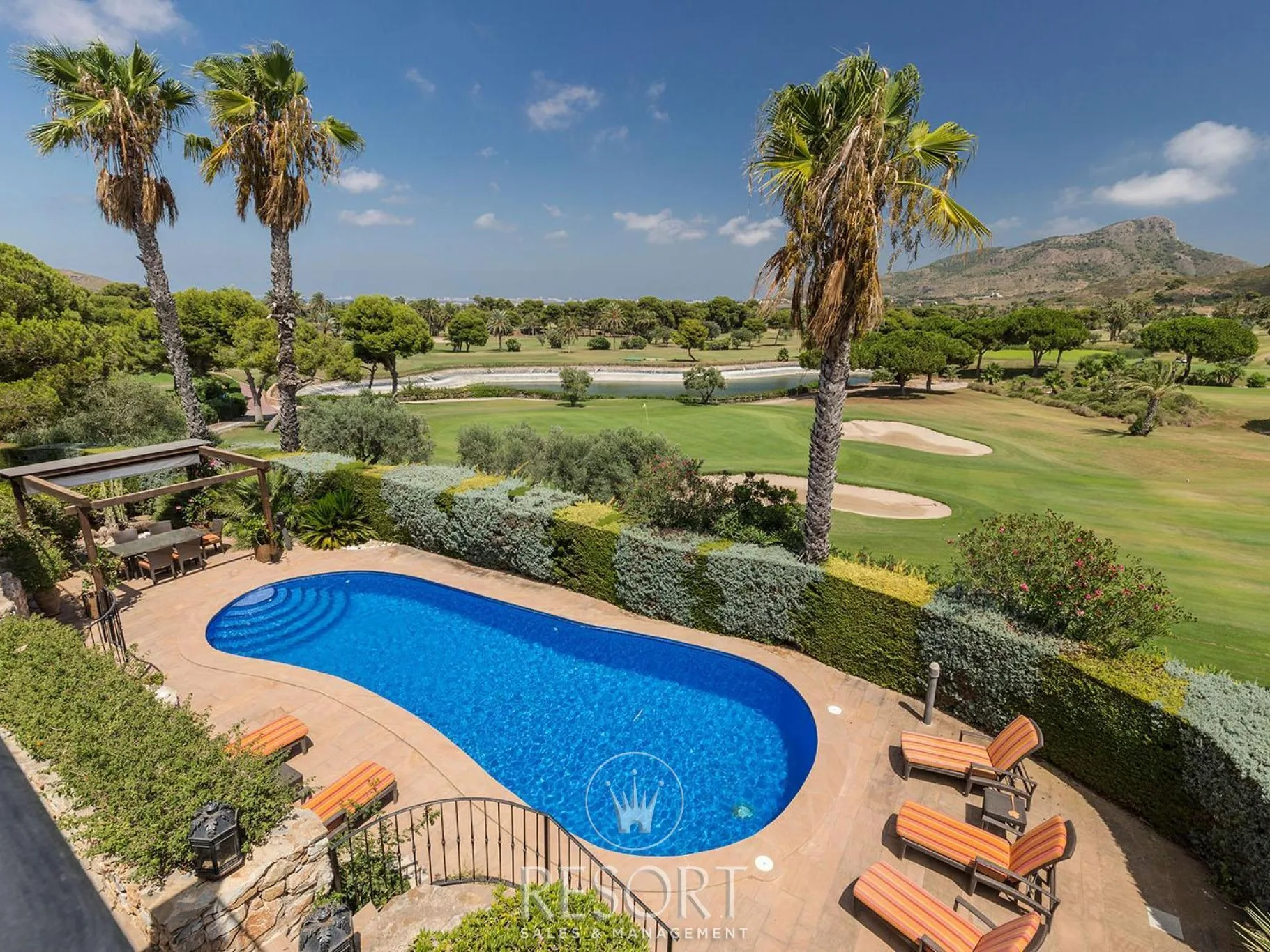 Villa 188 1 for sale 64e72beb1945a