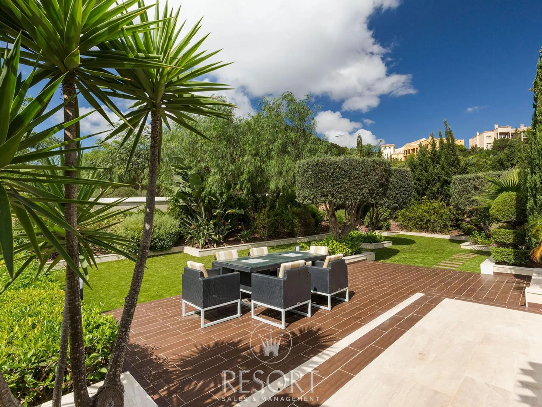 Villa 4 for sale 651fc134db699