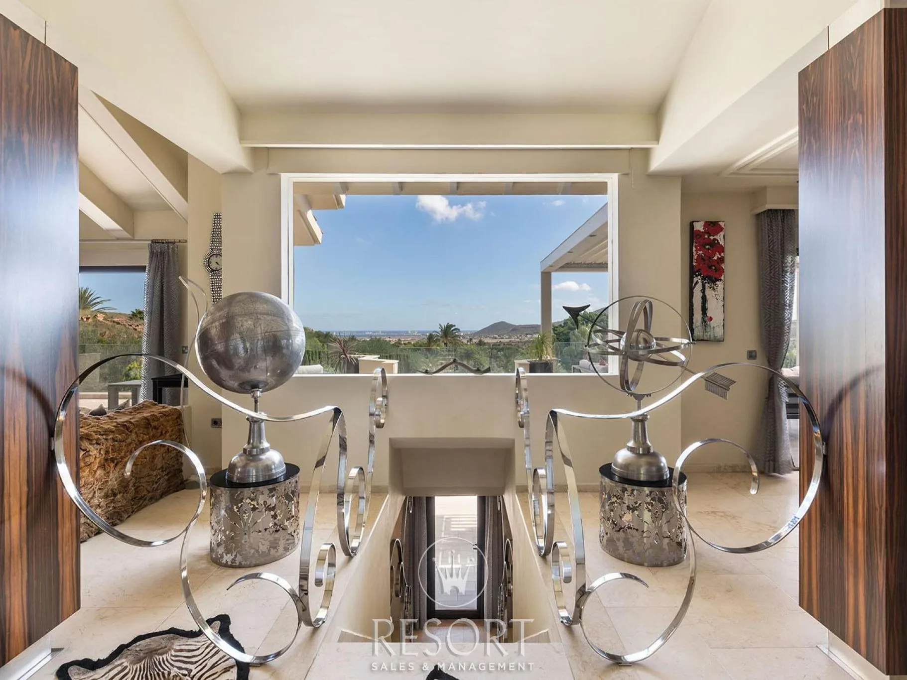Villa 4 for sale 651fc1d01e0d5