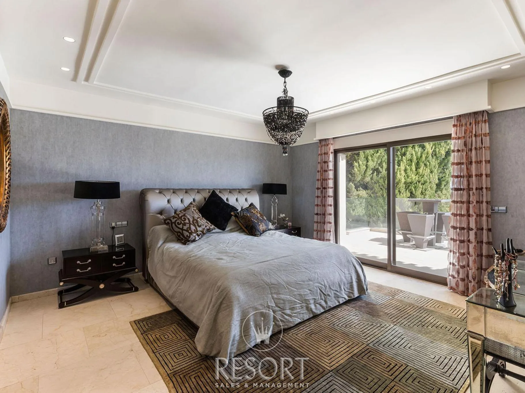 Villa 4 for sale 651fc1d44b822