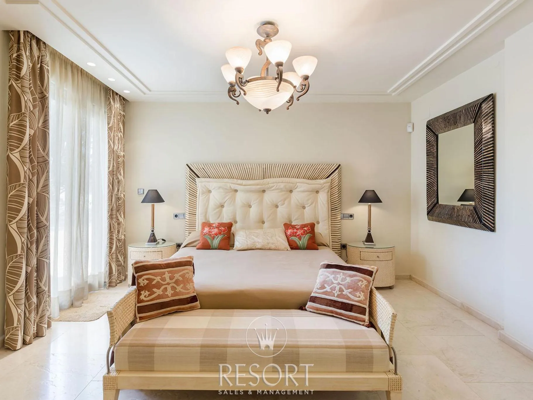Villa 4 for sale 651fc1d61a8bc