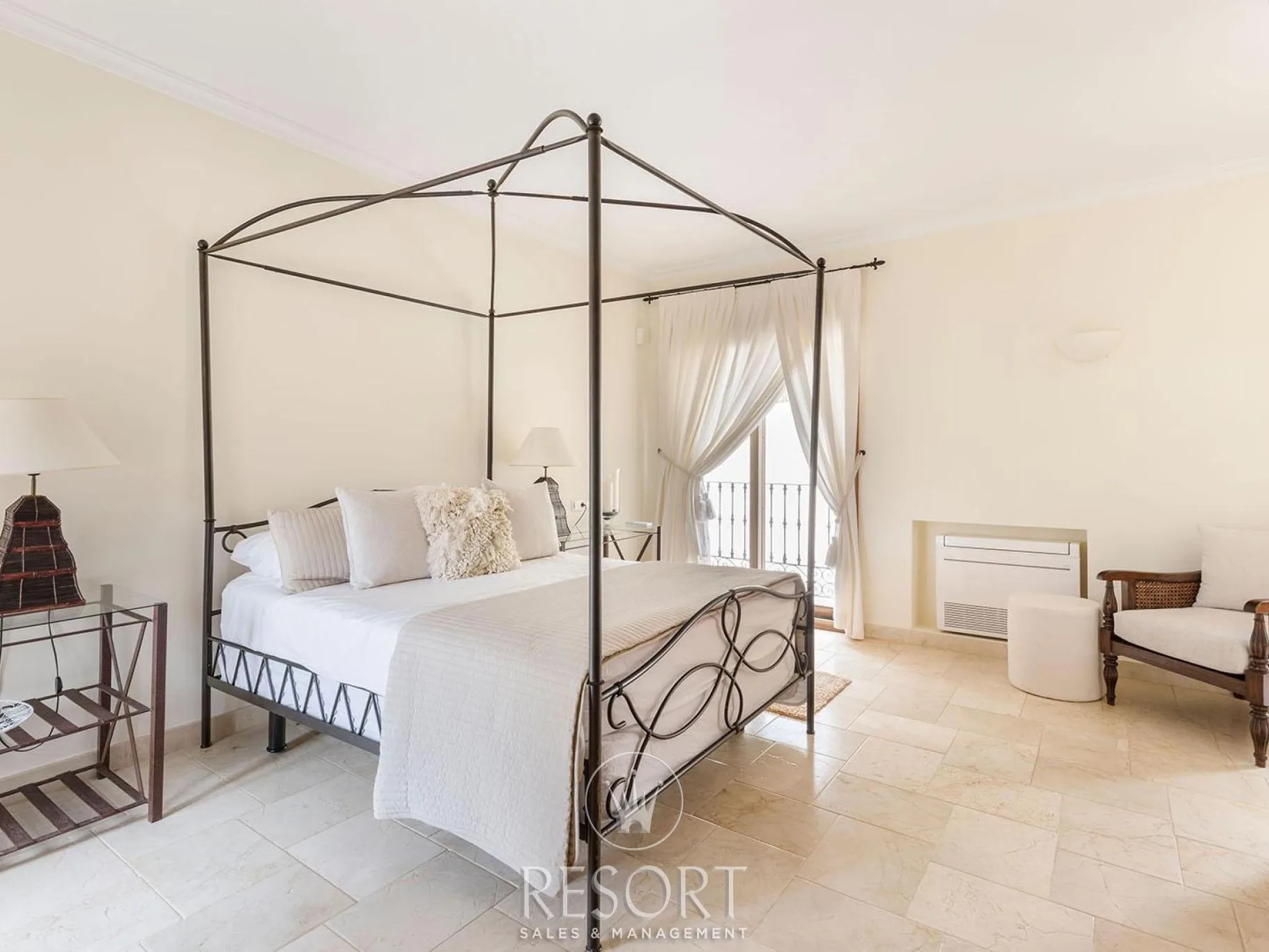 Villa 7 for sale 64c38ffe4e629