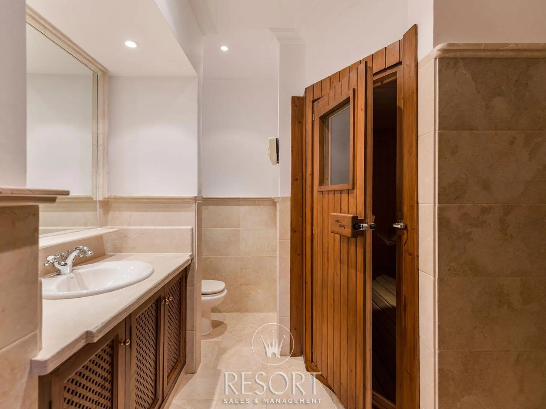Villa 7 for sale 64c38fff3a7e5