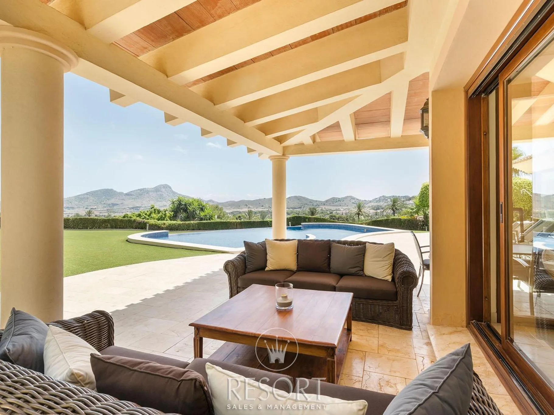 Villa 7 for sale 64dc9e265ef00