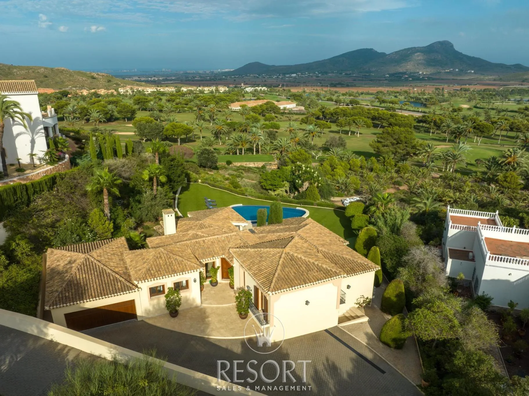 Villa 7 for sale 6509770b6f912