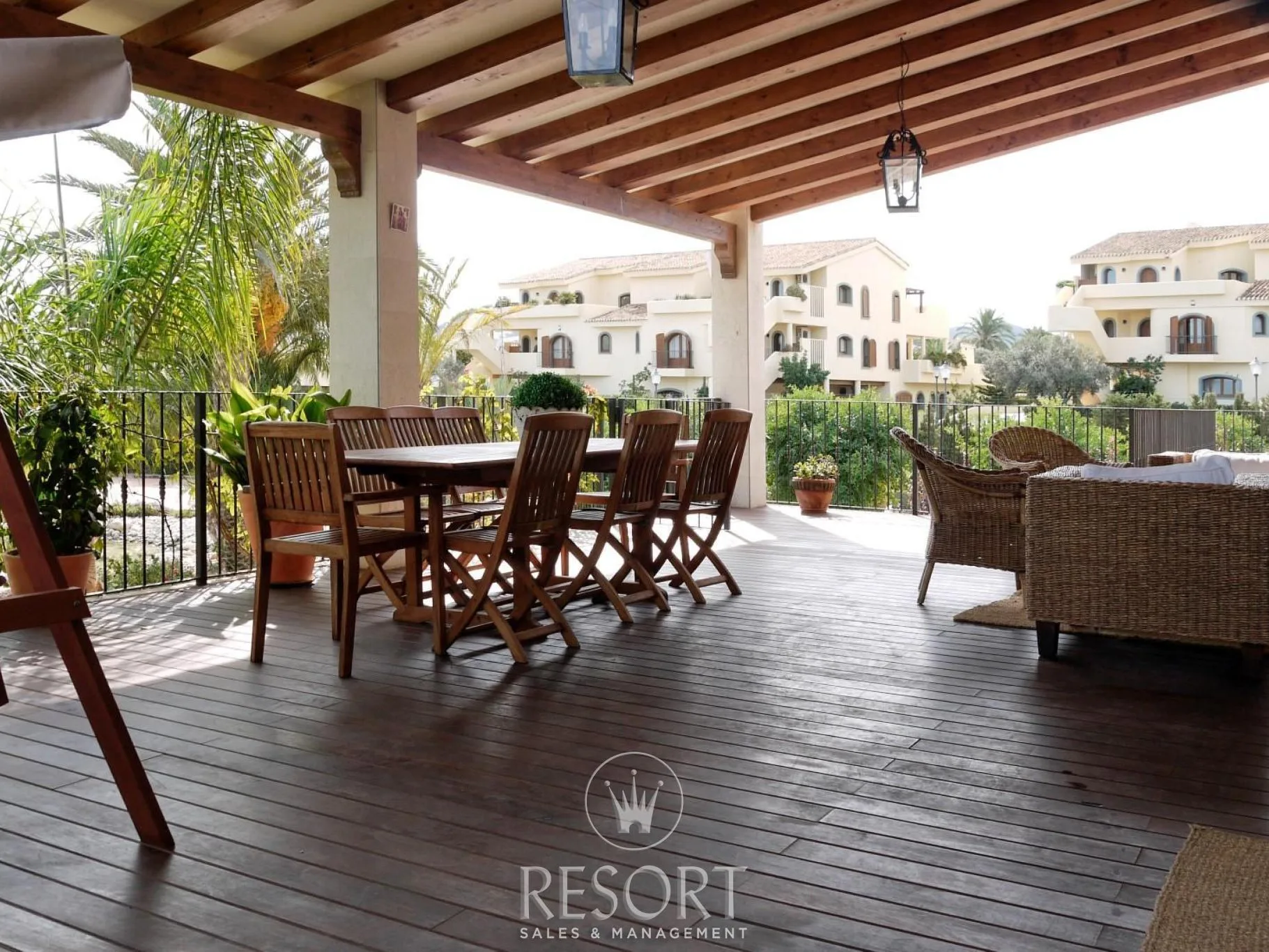 Villa laguna for sale 64a54afa7b30e