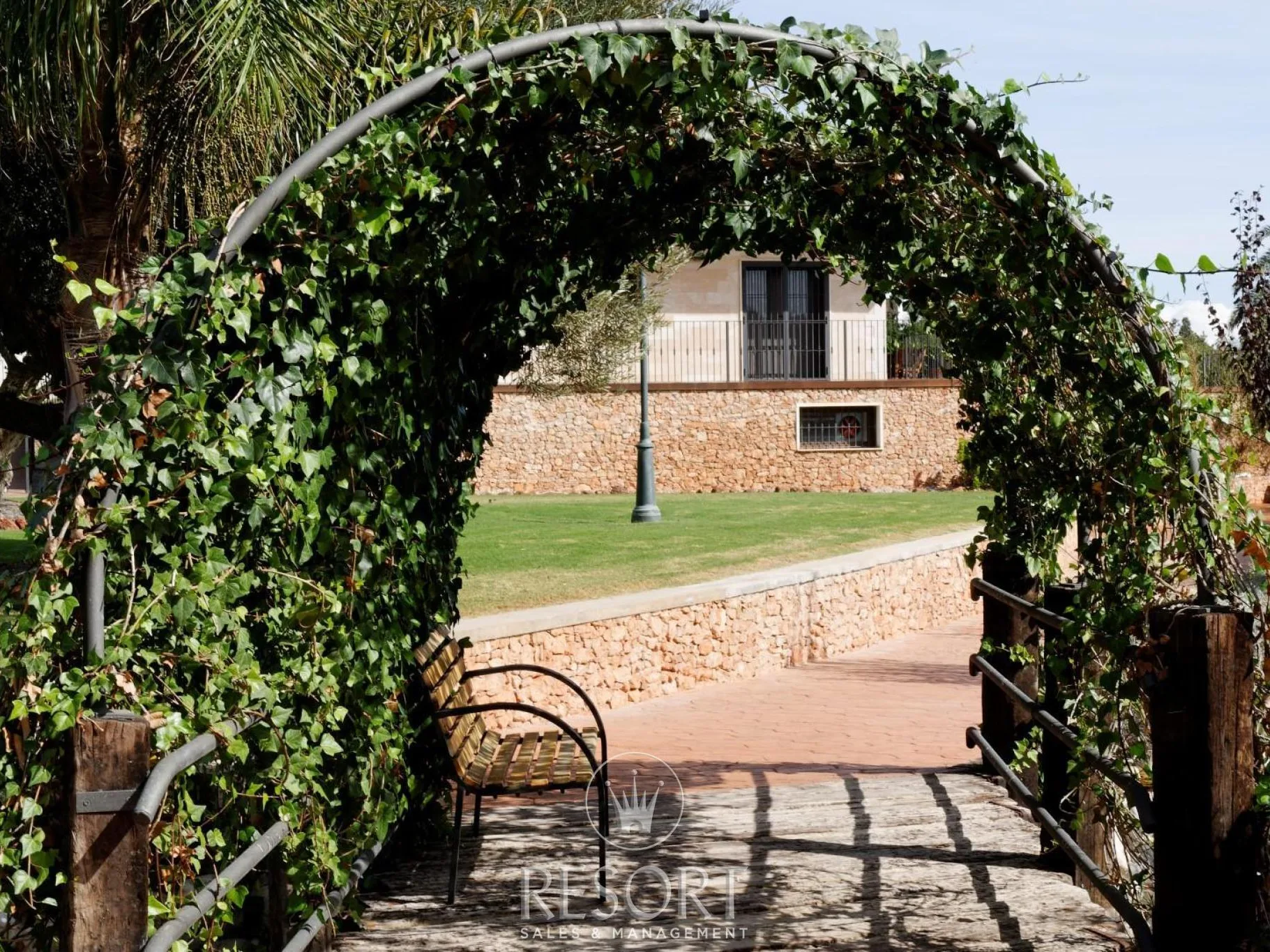 Villa laguna for sale 64a54b01b2f84