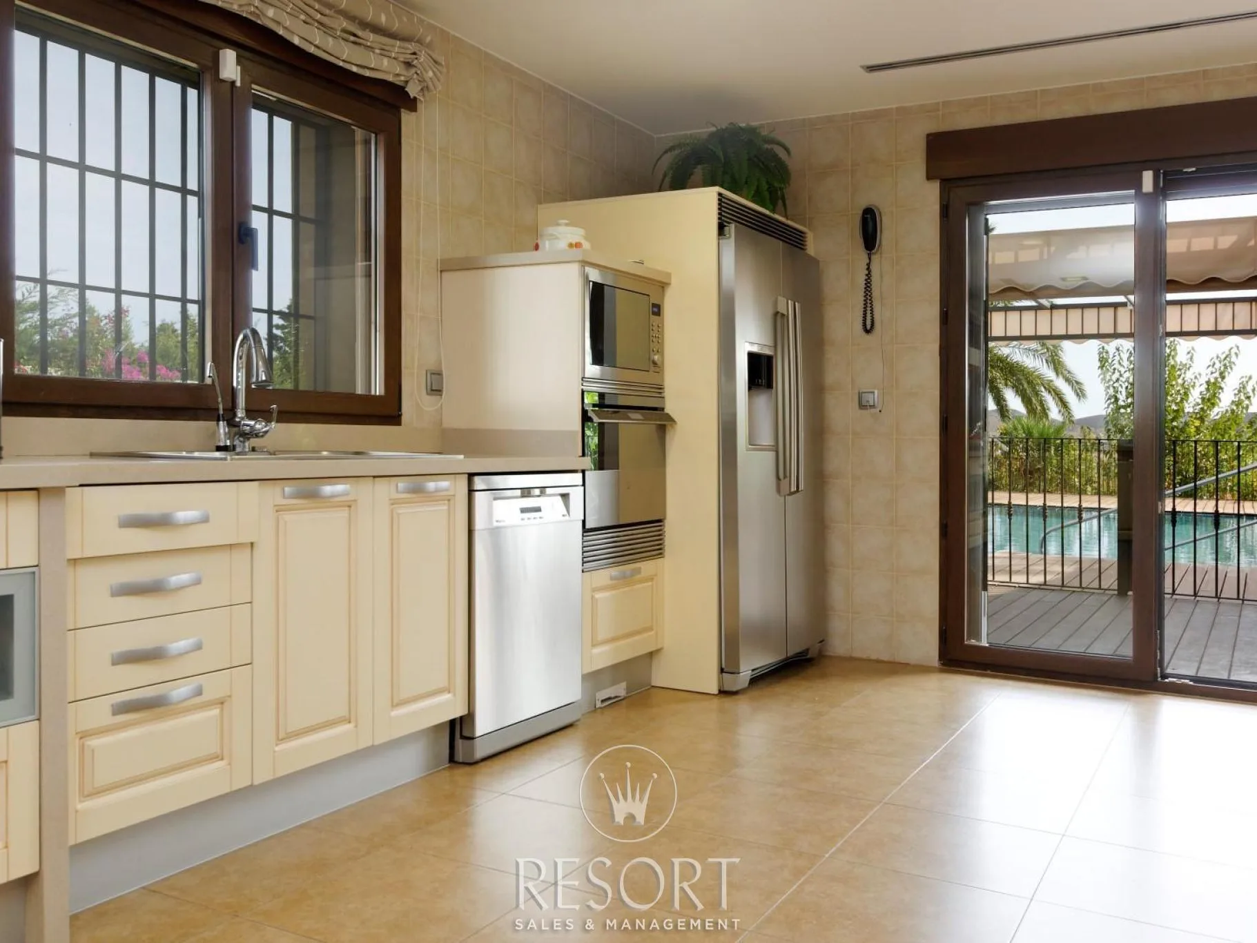 Villa laguna for sale 64a54b724869b