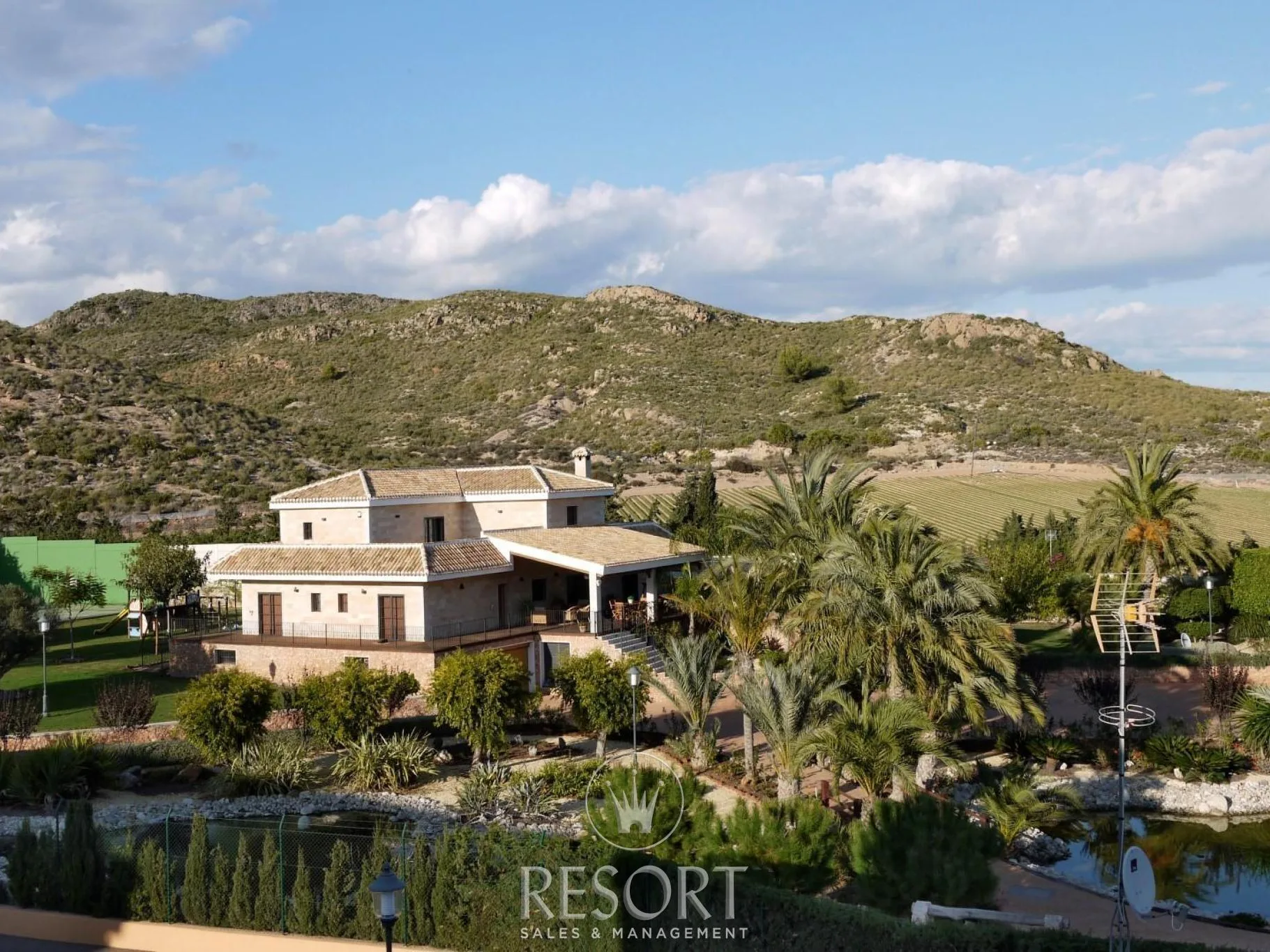 Villa laguna for sale 64a54b72d29cf